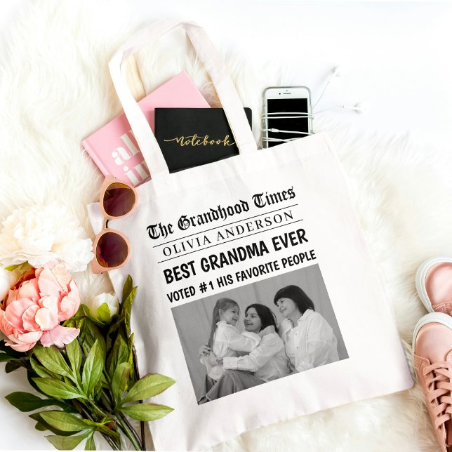 Bolsa Tote Melhor Avó do Mundo Título de Jornal Personalizado (Criador carregado)