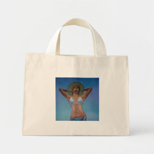 Bolsa Tote Mini Mulher Vestindo Chapéu E Sarong Gozando Do Verão