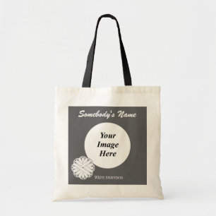 Bolsa Tote Modelo de Frota Branca por Kenneth Yoncich