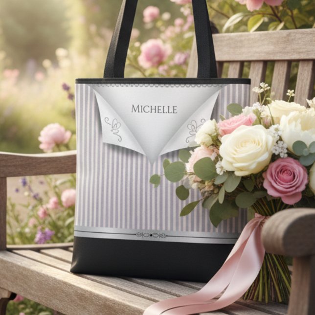 Bolsa Tote Moderno Rosa Suave Pinstripado para Festa de Noiva (Morning-of-the-wedding essentials never looked so chic 🌸 )