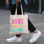 Bolsa Tote MOM de terapia de varejo<br><div class="desc">Tendência divertida Mãe Tote Bag! O Design apresenta texto colorido que diz 'MÃES FAVORITE PASSADO'. Personalize adicionando nome.</div>