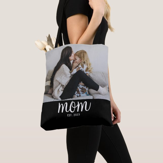 Bolsa Tote Mom Established Script Black Photo (Close Up)