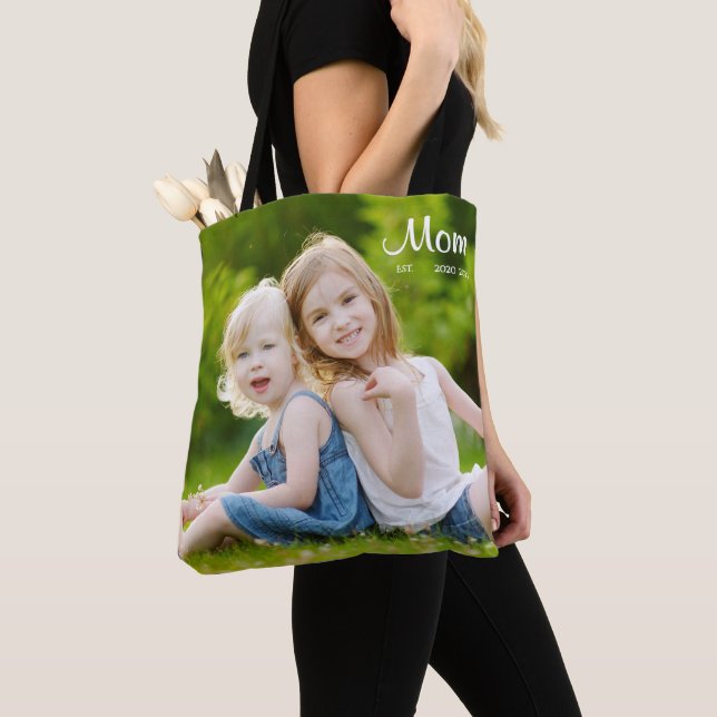 Bolsa Tote Mom Established Script Black Photo (Close Up)