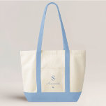 Bolsa Tote Monograma Clássico Noiva Coração<br><div class="desc">Toda noiva precisa de um "Centro de Comando" para o seu grande dia. Nossa Bolsa Clássica de Noiva com Coração é projetada para guardar seu véu, jóias, maquiagem e todos aqueles itens "por via das dúvidas" em um lugar lindo e personalizado. Com um monograma nítido e um coração delicado, esta...</div>