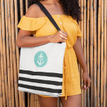 Bolsa Tote Monograma de Âncora Náutica Negra e Aqua<br><div class="desc">Personalize este saco de tota branco-preto-e-branco-chic com o seu monograma inicial duplo num crachá de círculo aquático de turquesa de Verão. Design apresenta uma banda de extensas faixas pretas horizontais na parte inferior,  cobertas por um crachá de ancoragem náutica aqua flanqueado pelas suas iniciais. As tiras repetem-se ao contrário.</div>
