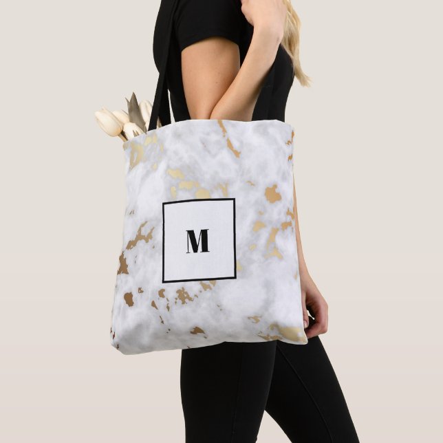 Bolsa Tote Monograma Dourado Marble design (Close Up)