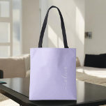 Bolsa Tote Monograma Moderno de Script Girly Roxo lavanda<br><div class="desc">Lavanda Roxo Elegante Adicione Seu Próprio Nome Monograma Book Bag. Este Livro Bag pode ser personalizado para incluir seu nome inicial e próprio e ser dado como presente para o Natal,  Doce 16 Aniversário,  Chá de panela ou Casamento.</div>