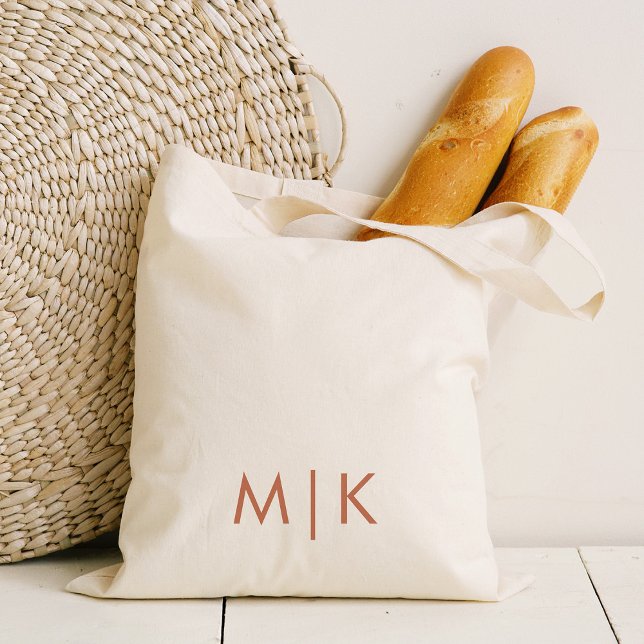 Bolsa Tote Monograma Moderno | Texto Boho Terracotta (A simple, stylish and boho tote bag with your monogram in neutral terracotta text)