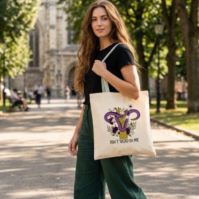 Bolsa Tote Não Me Passe Feminista (Criador carregado)