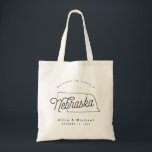 Bolsa Tote Nebraska Wedding Tote Bag de Boas-vindas<br><div class="desc">Este bolsa de Nebraska é perfeito para receber convidados da cidade para o seu casamento! Embale-o com guloseimas locais para um pacote de boas-vindas extra divertido.</div>