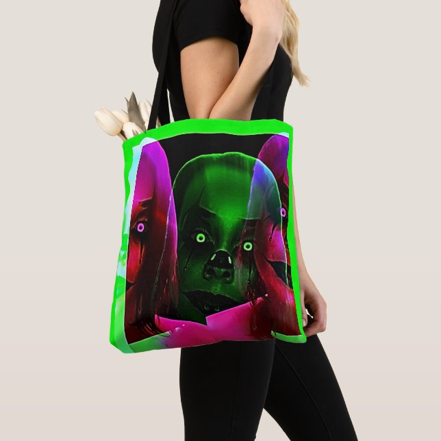 Bolsa Tote Neon Demons (Close Up)