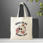 Bolsa Tote Noiva ou morra em favores de solteira preta do crâ<br><div class="desc">Noiva ou despedida de solteira favorece final de semana personalizado para as dama de honra dançarinas favores do partido noiva,  saco de tote com esqueleto gótico dons do partido noiva bridal dons dons das damas de honra</div>