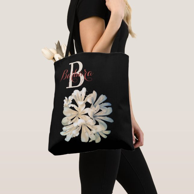 Bolsa Tote Nome do Monograma Floral Branco e Preto Elegante (Close Up)