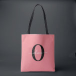 Bolsa Tote Nome do Script Monograma Personalizado Cor-de-rosa<br><div class="desc">Este elegante monograma e na moda pode ser dado como presente para um aniversário, Dia de as mães ou qualquer ocasião. Pode ser personalizado com o nome e a inicial da pessoa. Você pode alterar a fonte, a cor da fonte, o tamanho da fonte e a cor do plano de...</div>