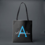 Bolsa Tote Nome Moderno do Monograma de Script Negra Azul<br><div class="desc">Preto e Azul Elegante Adicione seu próprio nome Monograma Book Bag. Este Livro Bag pode ser personalizado para incluir seu nome inicial e próprio e ser dado como presente para o Natal,  Doce 16 Aniversário,  Chá de panela ou Casamento.</div>