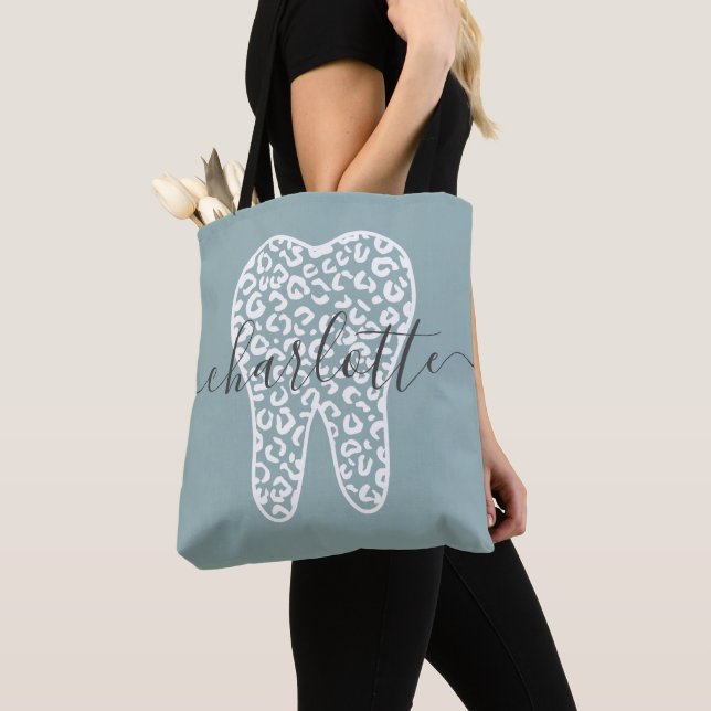 Bolsa Tote Nome Personalizado Dental Leopard Impressão Dente  (Close Up)