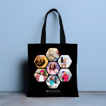 Bolsa Tote Nome Personalizado Moderno da Colagem de Fotografi<br><div class="desc">O Múltiplo Colagem de Fotos Moderno de Tote Bags de Nome Personalizado apresenta uma colagem de fotos de suas fotos favoritas em forma de hexágono. Personalizado com o seu nome na escrita negra moderna. Perfeito para o aniversário, Natal, Dia de as mães, Avós, irmã, melhor amigo e muito mais. DICA...</div>