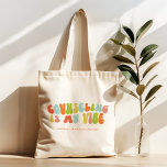Bolsa Tote O Conselheiro de Groovy é a minha visão, Conselhei<br><div class="desc">Ofereça esta bolsa de "Conselheiro é minha vibe" ao conselheiro em sua vida. É um excelente presente para quem aconselha,  incluindo advogados,  conselheiros de orientação,  terapeutas,  assistentes sociais,  conselheiros de carreira e psicólogos.</div>