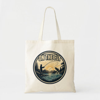 Bolsa Tote On The Fly — Fly Fisherman Lançando ao Nascer do S