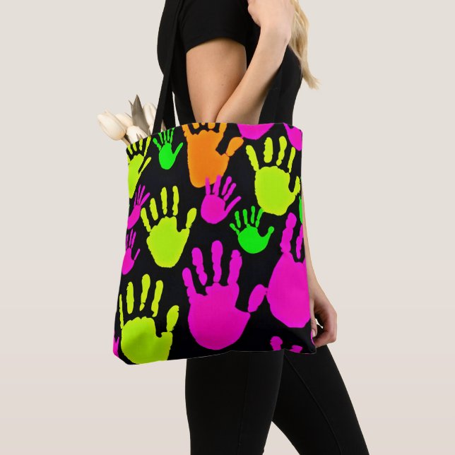 Bolsa Tote Padrão de Grafite de impressão manual neon (Close Up)
