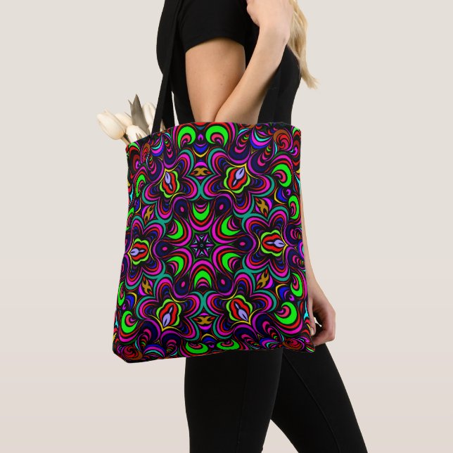 Bolsa Tote Padrão de Mandala (Close Up)