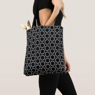 Bolsa Tote Padrão de Mandala de Pétalas Preto e Branco Elegan