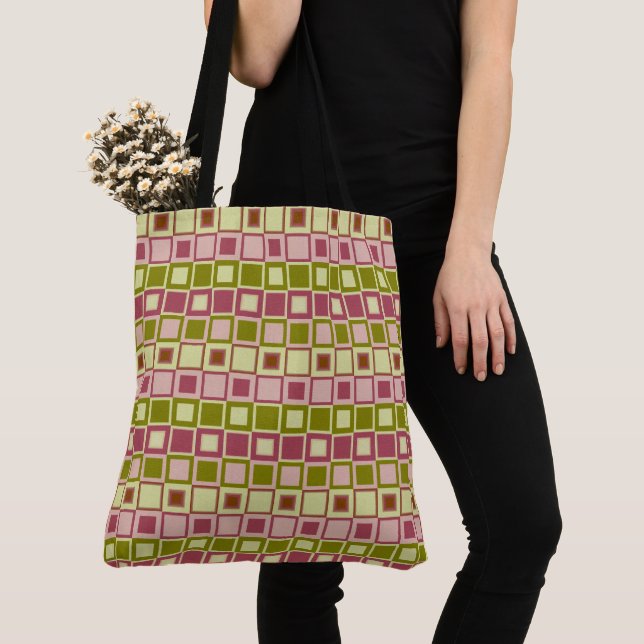Bolsa Tote Padrão de Quadrado Oliva e Rosa (Close Up)