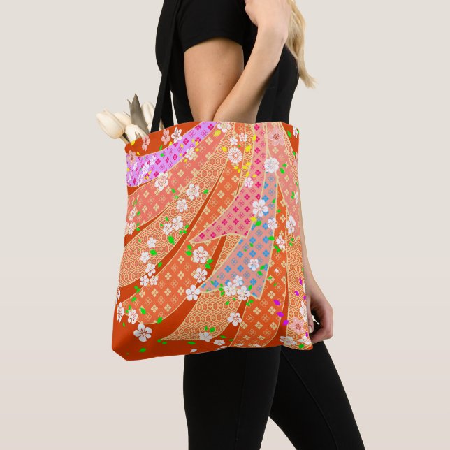 Bolsa Tote Padrão de Quimono Floral (Close Up)