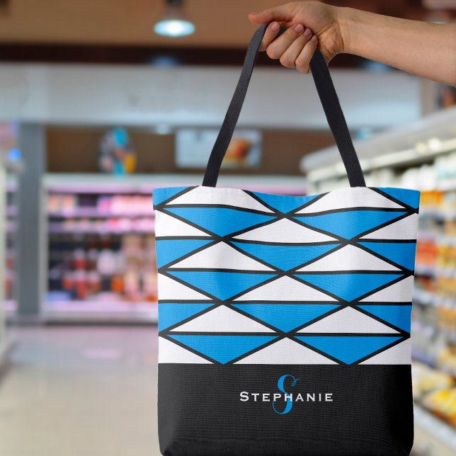 Bolsa Tote Padrão Geométrico Clássico Azul Preto Personalizad (Custom Modern Black Blue Chic Monogrammed Name & Initial Geometric Pattern Canvas Shopping Tote Bag)