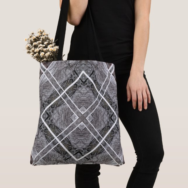 Bolsa Tote Padrão Geométrico com Árvores de Inverno Nevadas (Close Up)