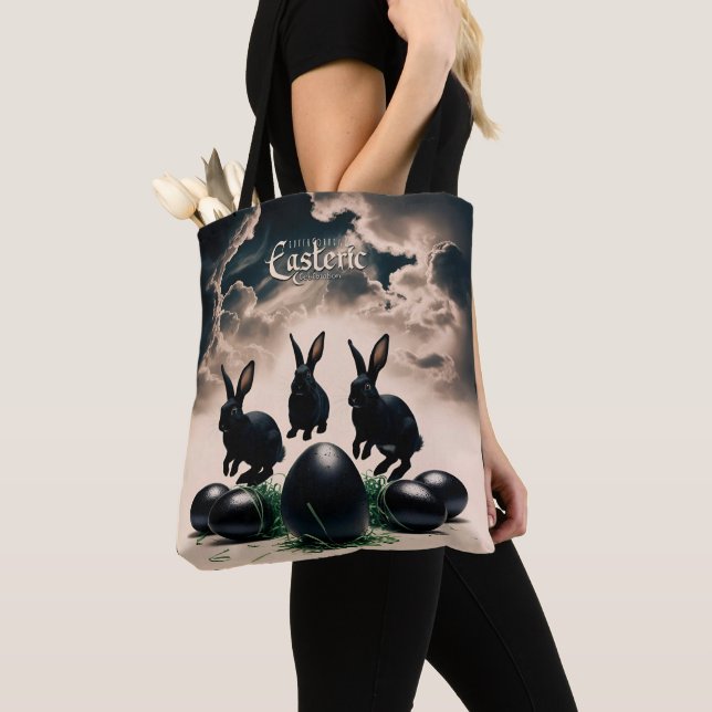 Bolsa Tote Páscoa Gótica - Coelhos Escuros e Ovos Misteriosos (Close Up)