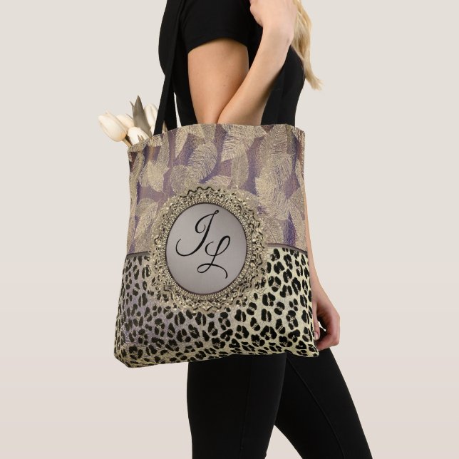 Bolsa Tote Penas com brilho com monograma de impressão leopar (Close Up)