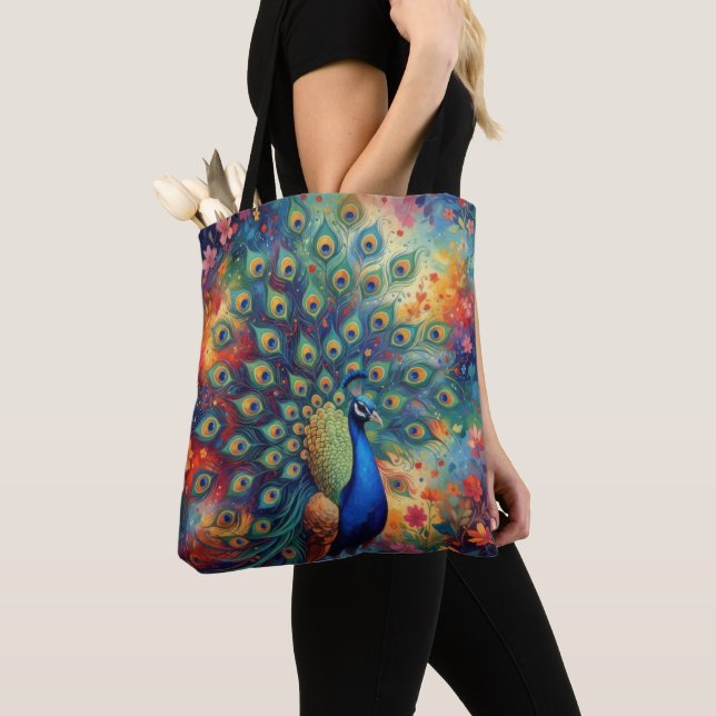 Bolsa Tote Penas e Flores de Pavão Coloridas (Close Up)