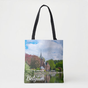 Bolsa Tote Pequeno castelo perto do lago em Bruges, Bélgica