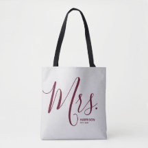Personalizada Sra. Burgundy Script