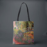 Bolsa Tote Ponte de água japonesa Lily Pond por Claude Monet<br><div class="desc">Lily Pond,  da Ponte Japonesa,  é uma paisagem de impressionismo criada pelo pintor de Impressionismo Francês,  Claude Monet,  em 1900. Mostra o céu cor-de-rosa no fundo e um caminho pela lagoa com íris crescendo ao lado do caminho.</div>