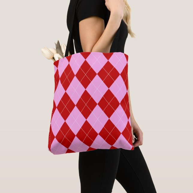 Bolsa Tote Preppy Argyle Tartan Diamond Xadrez Vermelho Rosa (Close Up)