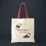 Bolsa Tote Presente de Bridesmaid Floral de Brurgundy Red Wat<br><div class="desc">Marinho Vermelho Brilhante, Romântico, Vermelho, Russo Geométrico Boho Casamento / chá de panela de presente de dama de dama de dama. Perfeito para um casamento de outono/verão. O design apresenta um buquê impressionante de burgundy / Marsala, pêssego, flores marinhos com folhas correspondentes. Por favor, encontre mais designs e variações na...</div>