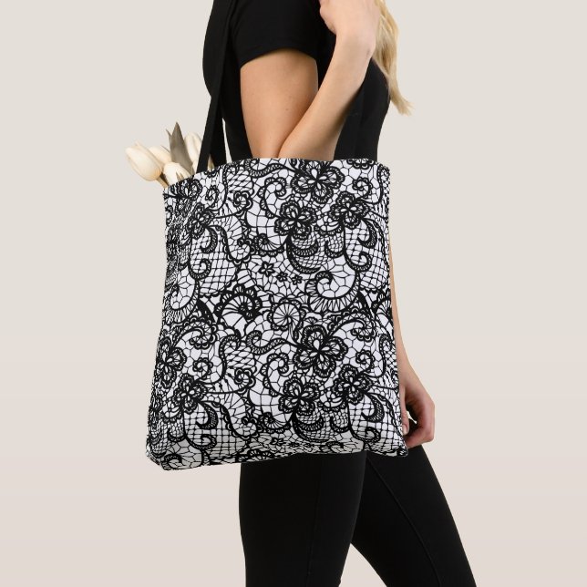 Bolsa Tote Preto Lace em Branco (Close Up)
