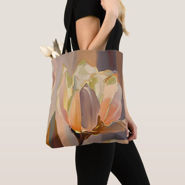 Bolsa Tote Quiet Bloom – Abstract Tulips In Soft Gold (Close Up)
