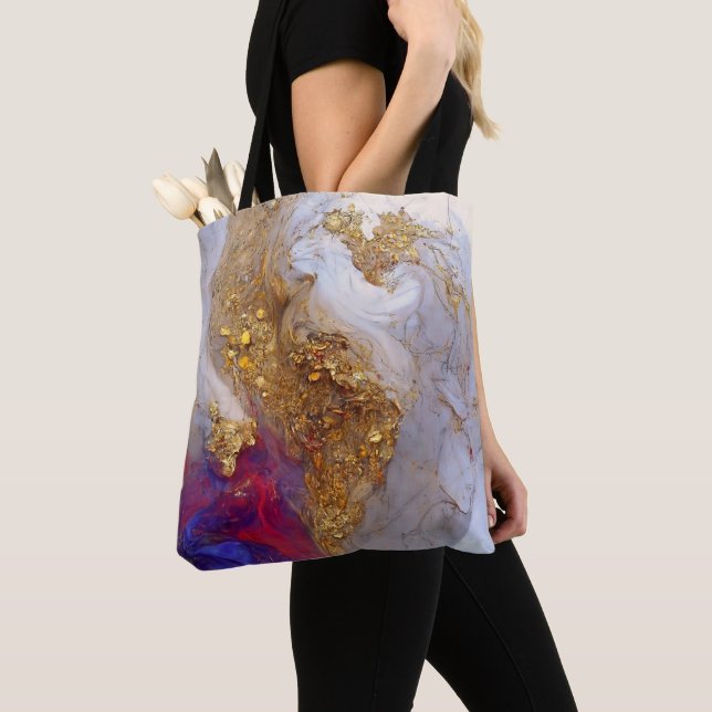 Bolsa Tote Redemoinho de Mármore Branco com Ouro Líquido (Close Up)