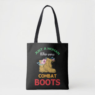Bolsa Tote Retrô só uma mulher luta incomoda veteranos