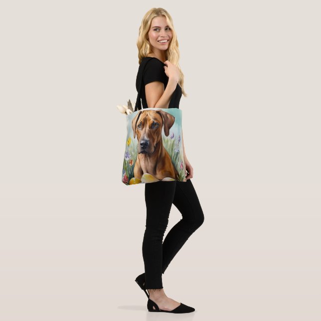 Bolsa Tote Ridgeback Rhodesian Dog com Feriado de Ovos de Pás (No(a) Modelo)