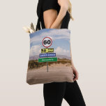 Bolsa Tote Rodovia 60º Aniversário Sinais Engraçados Adiciona<br><div class="desc">Sinais de viagem engraçados comprando o saco para aqueles que comemoram o 60º aniversário. Inspirado por sinais de estrada,  desenhados para erguer um riso. Adicione facilmente o nome necessário ao sinal verde usando o modelo fornecido.</div>