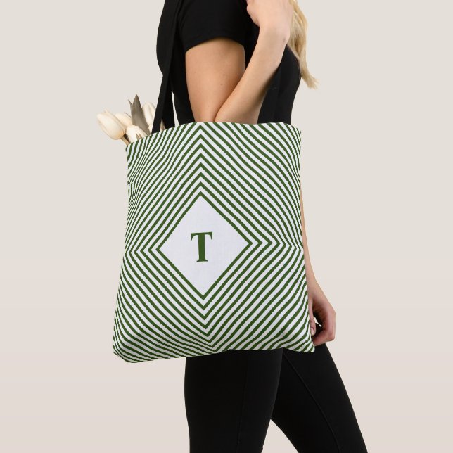 Bolsa Tote Rombos Verdes Radiantes com Monograma Central (Close Up)