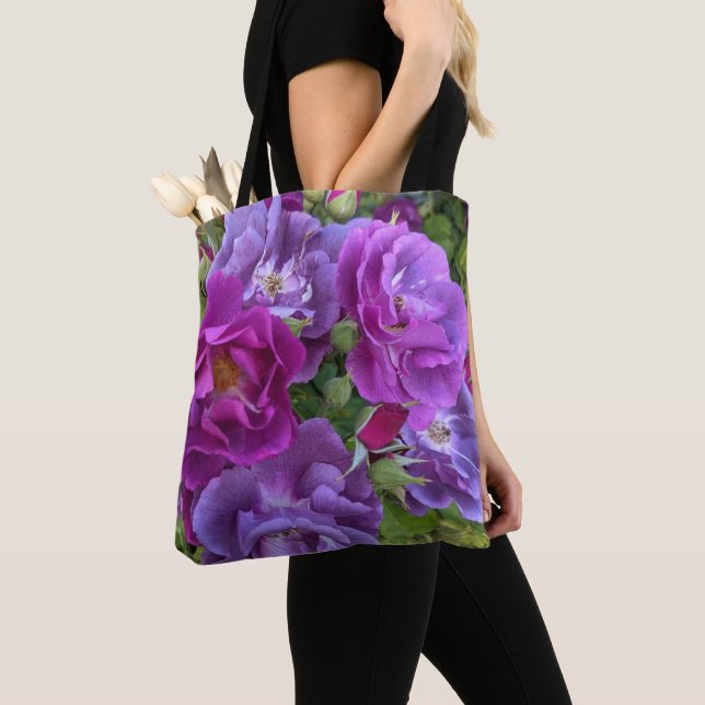 Bolsa Tote Rosas Roxos Elegantes Floral (Close Up)