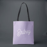 Bolsa Tote Roxo Lavanda Chic Personalizado Monograma Nome<br><div class="desc">Apresentamos nossa Bolsa Tote Personalizada de Luxo Lavanda Roxa com Nome Monogramado, um acessório elegante e prático projetado para fazer uma declaração. Esta bolsa tote elegante apresenta uma tonalidade lavanda roxa suave e é personalizada com seu monograma e nome, adicionando um toque pessoal aos seus itens essenciais do dia a...</div>