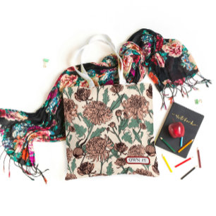 Bolsa Tote Saco de mão com estética floral Own It