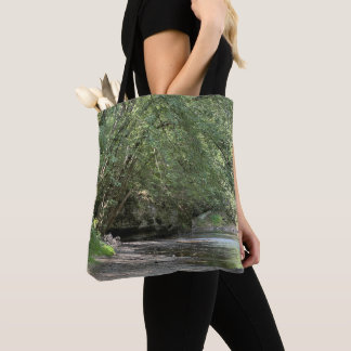 Bolsa Tote Saco de Pond sob as Árvores
