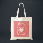Bolsa Tote Saco de toalha de casamento de Coral Mason jar par<br><div class="desc">Vintage mason jar saco de tote de casamento para madrinhas. Design russo para casamento de chic country. Cor de fundo rosa coral ou personalizada. Tipografia de na moda para nome personalizado ou monograma. Faça um para noiva elegante, dama de honra, madrinha de casamento, florista, mãe da noiva etc. Inclui o...</div>
